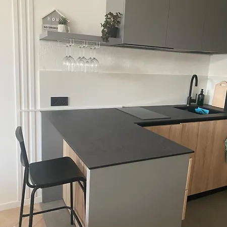 Kashmir Deluxe With Parking