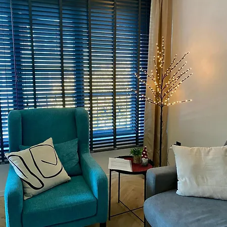 Kashmir Deluxe With Parking Daire