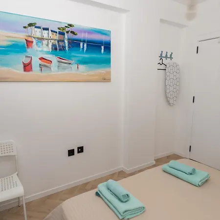 Kashmir Deluxe With Parking Burgas